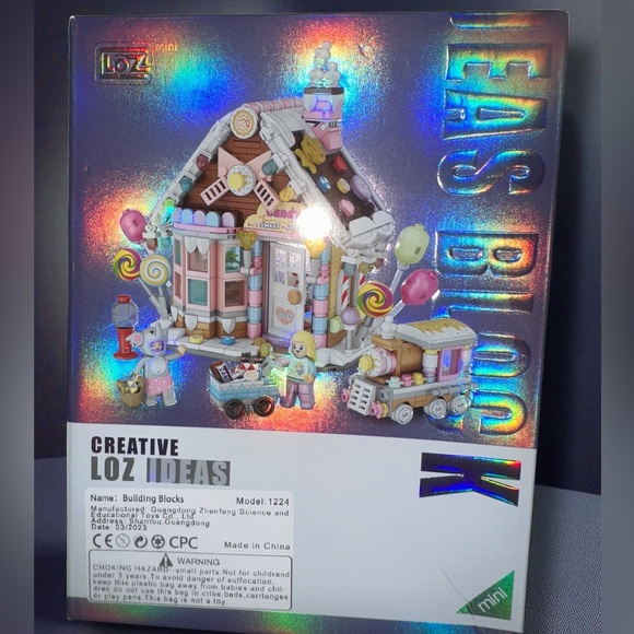 NIB LOZ Mini Creative Building Blocks Set MERRY CHRISTMAS CANDY HOUSE - Picture 1 of 3